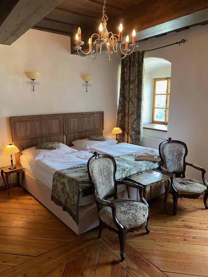 Zamek Kolstejn - Hotel Chateau Goldenstein Branná Eksteriør billede