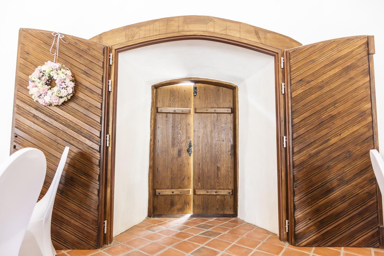Zamek Kolstejn - Hotel Chateau Goldenstein Branná Eksteriør billede