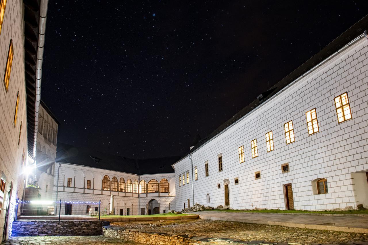 Zamek Kolstejn - Hotel Chateau Goldenstein Branná Eksteriør billede